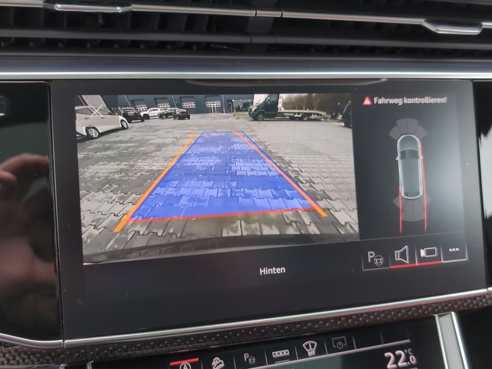 Audi SQ8 4.0 TFSI Quattro - foto 16