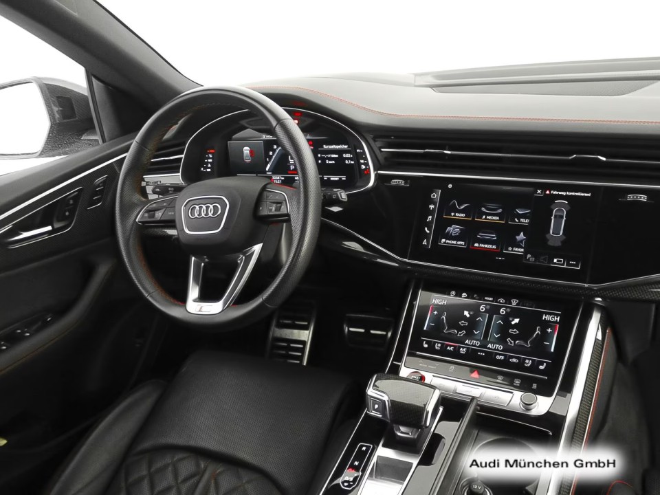 Audi SQ8 - foto 8