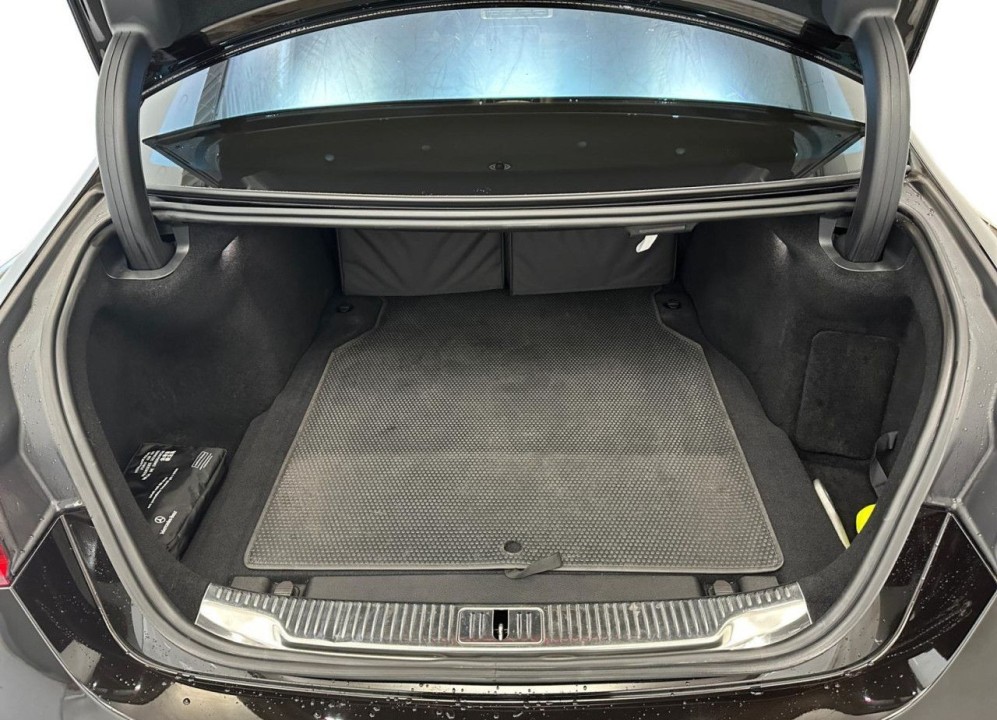 Mercedes-Benz S 580e - foto 12