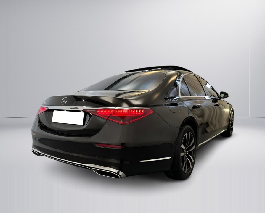 Mercedes-Benz S 580e (2)