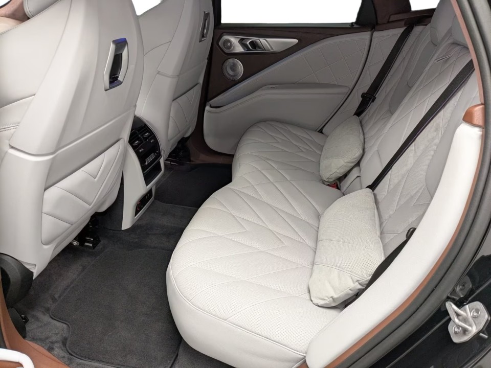 BMW XM - foto 8