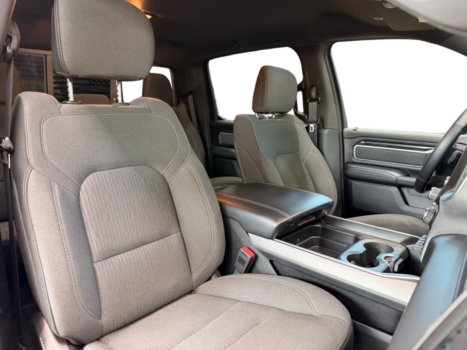 Dodge RAM 1500 - foto 24