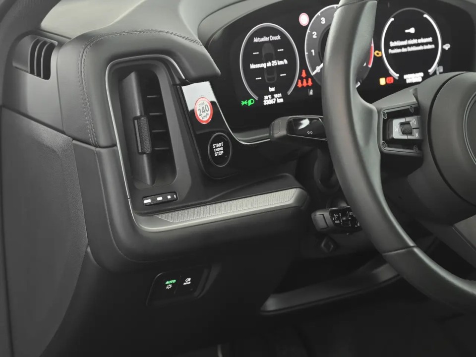Porsche Cayenne Coupe - foto 12
