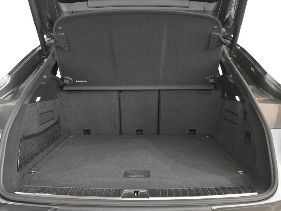 Porsche Cayenne Coupe - foto 21