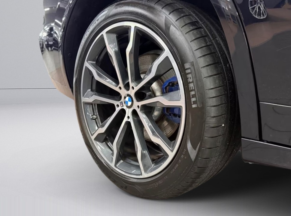 BMW X4 M40d - foto 35