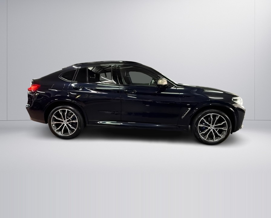 BMW X4 M40d (3)