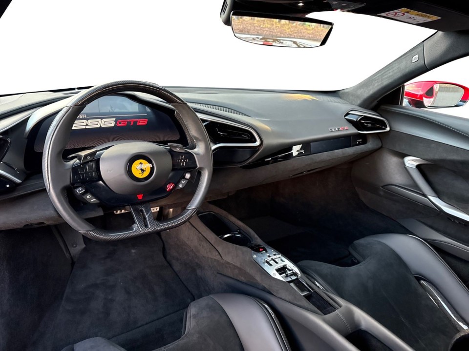 Ferrari 296 GTB - foto 10