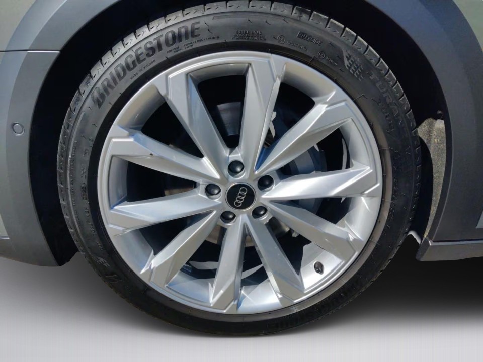 Audi A6 Allroad 50TDI quattro tiptronic - foto 16