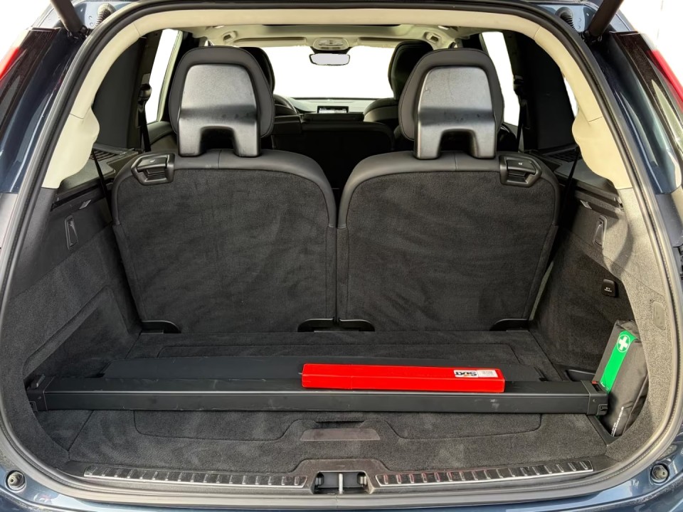 Volvo XC 90 Plus Bright B5 - foto 15