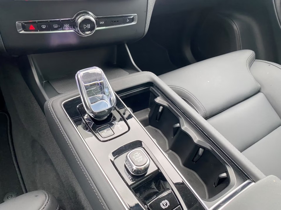 Volvo XC 90 T8 Plus Bright - foto 12