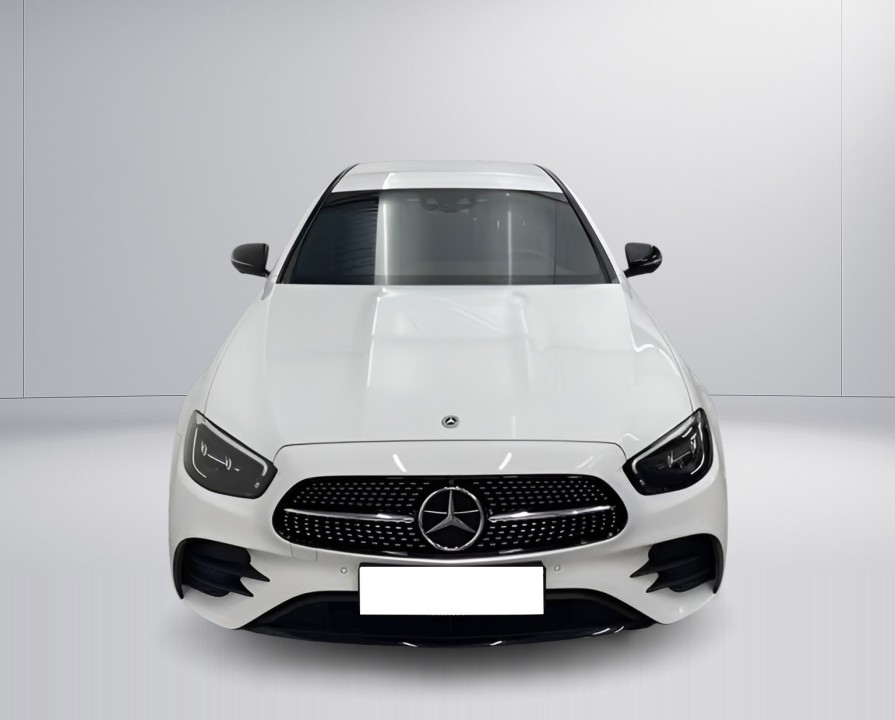 Mercedes-Benz E 400d 4MATIC AMG (2)