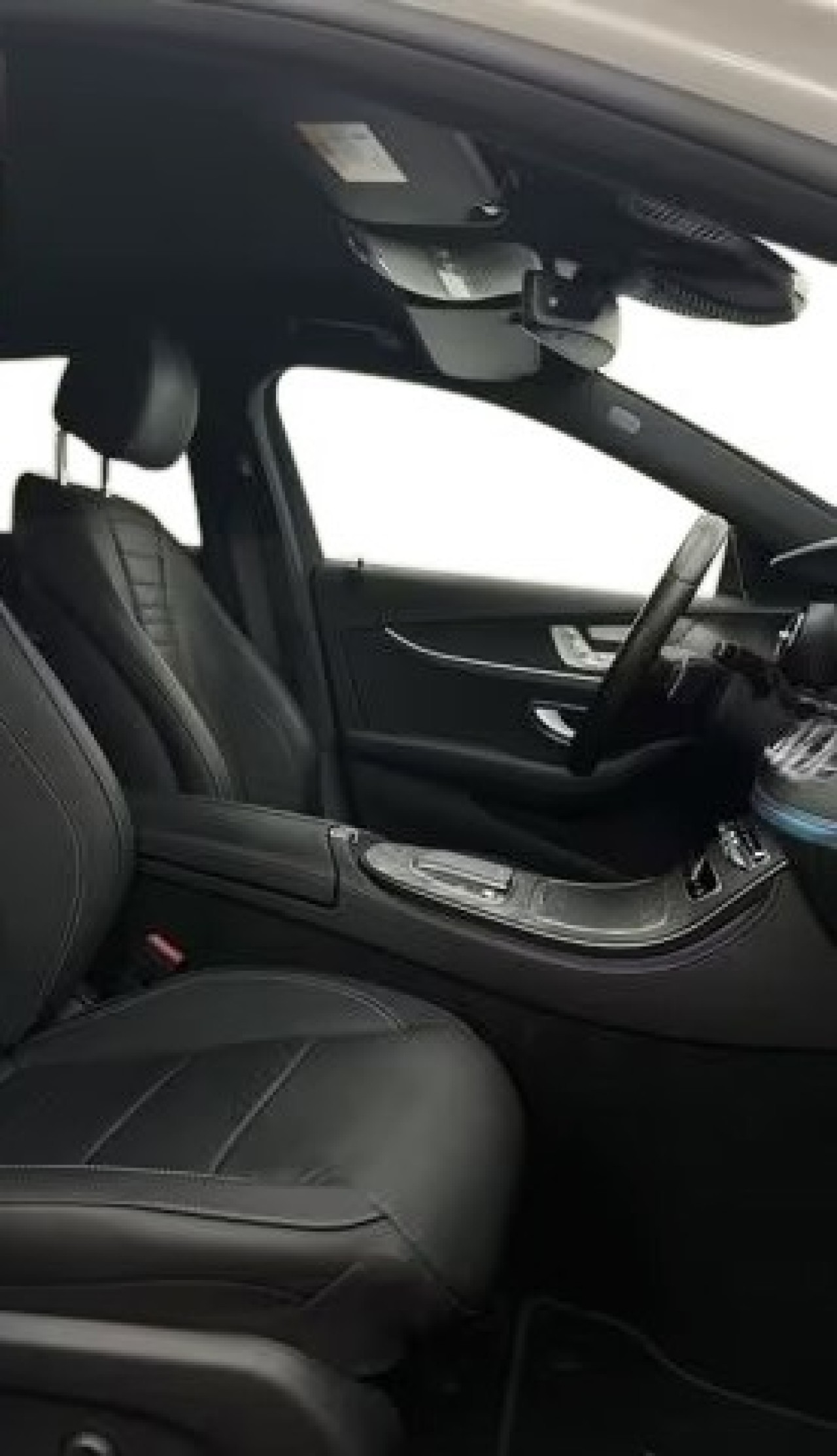 Mercedes-Benz E 400d 4MATIC AMG - foto 10