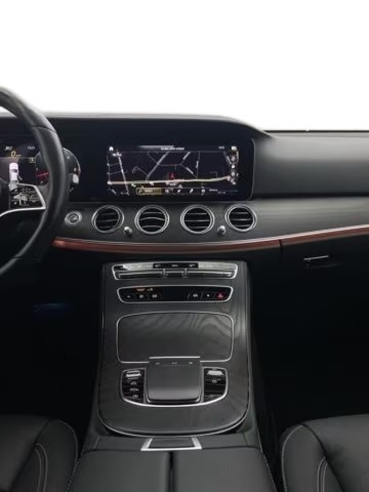 Mercedes-Benz E 400d 4MATIC AMG - foto 16