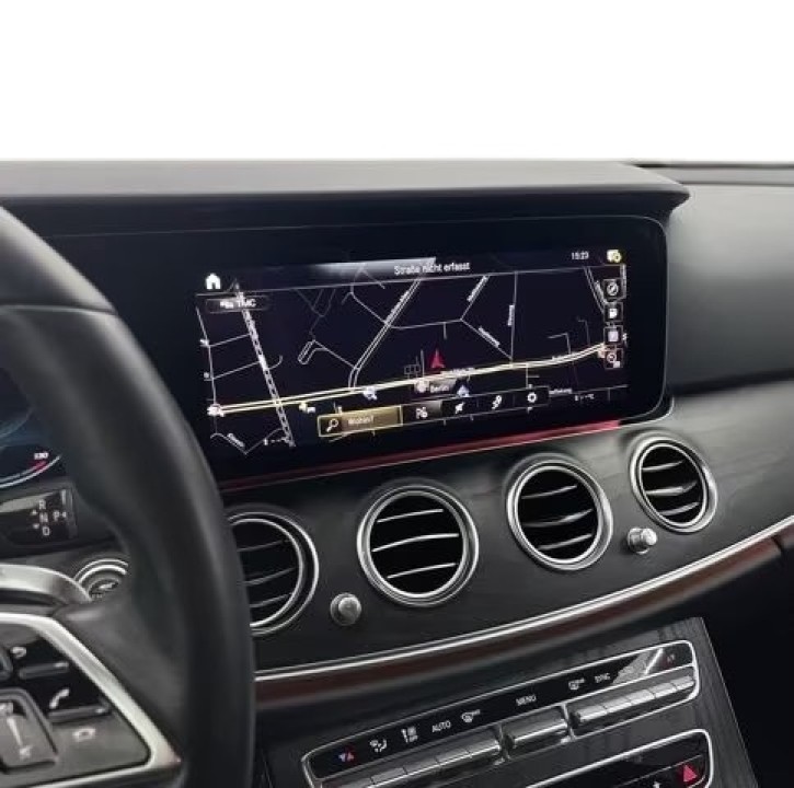 Mercedes-Benz E 400d 4MATIC AMG - foto 24