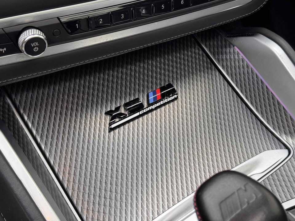 BMW X5 M Competition - foto 11