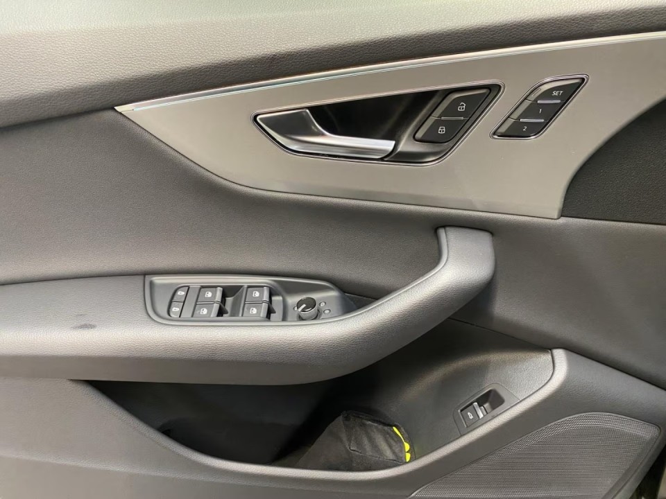 Audi Q8 55TFSI quattro tiptronic - foto 13