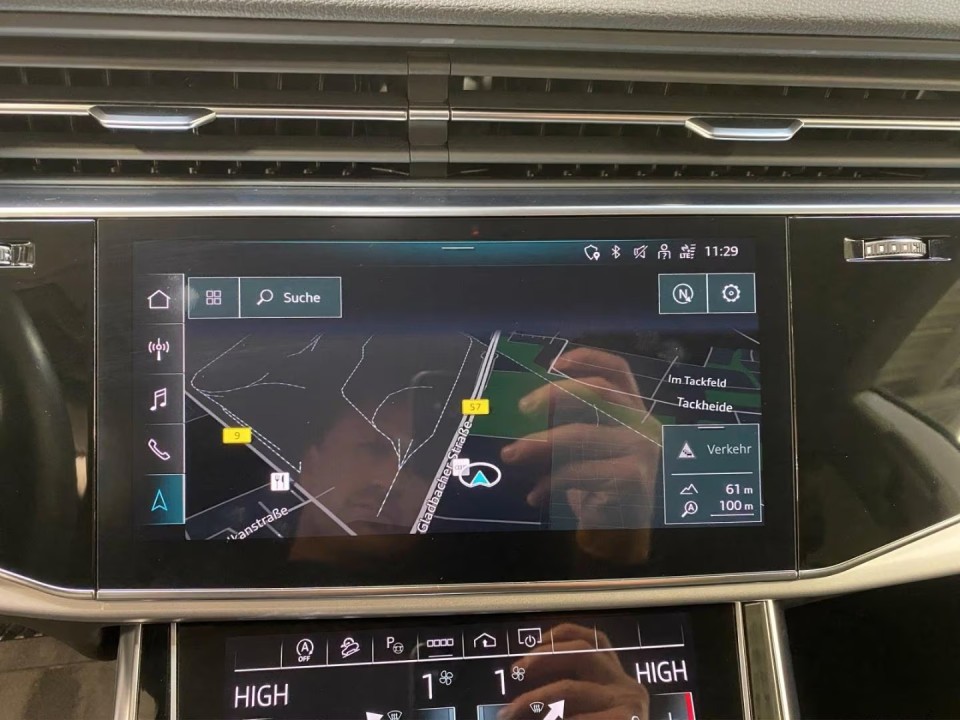 Audi Q8 55TFSI quattro tiptronic - foto 11