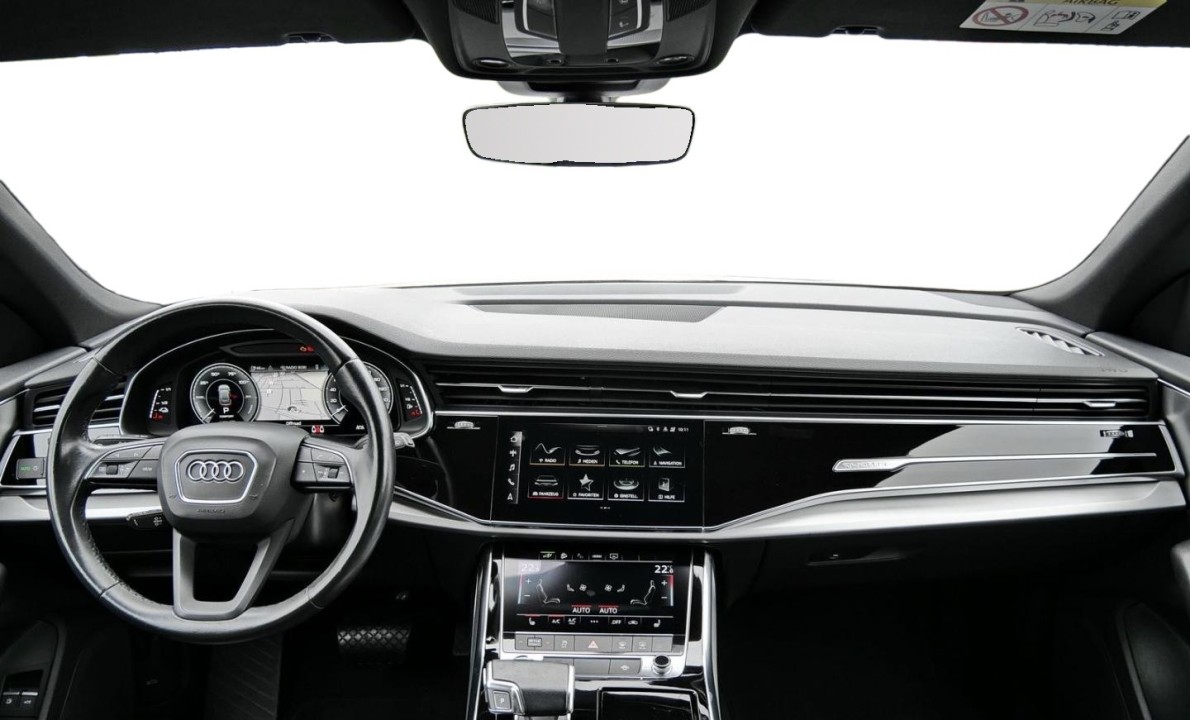 Audi Q8 55 TFSIe quattro - foto 9