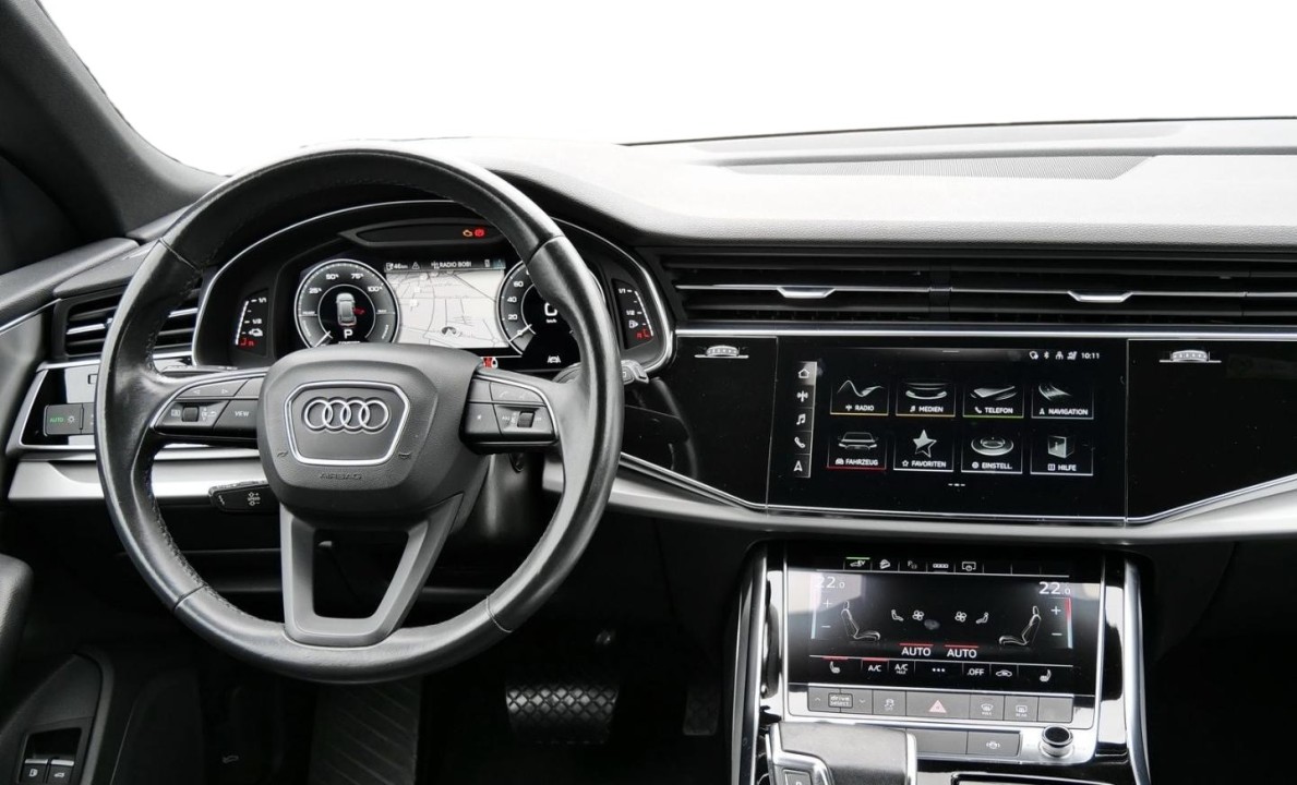 Audi Q8 55 TFSIe quattro - foto 10