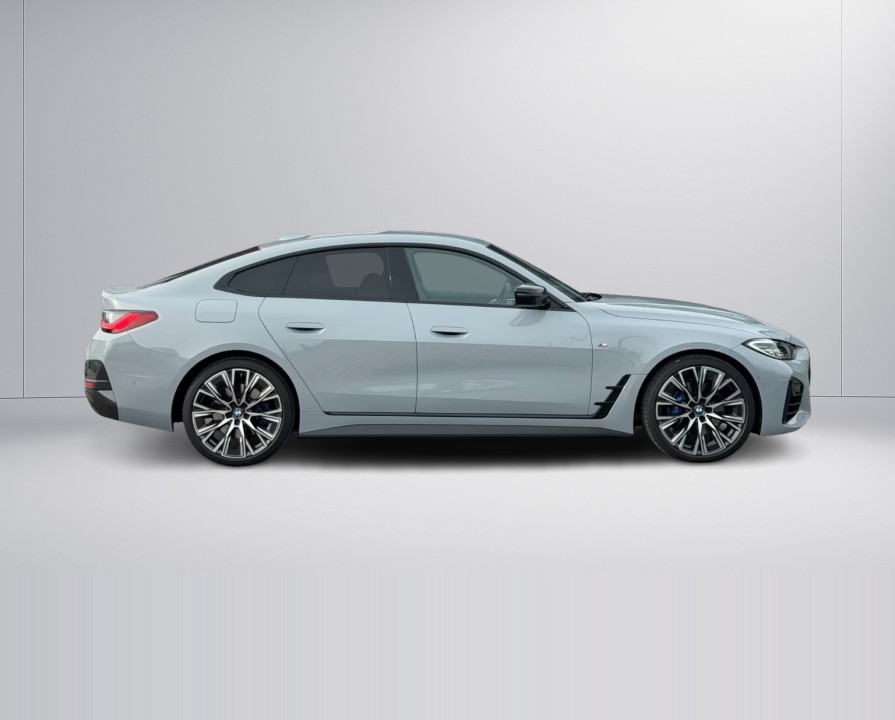 BMW Seria 4 Gran Coupé xDrive420 M-Sport (3)
