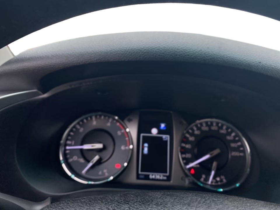 Toyota Hilux Comfort - foto 13