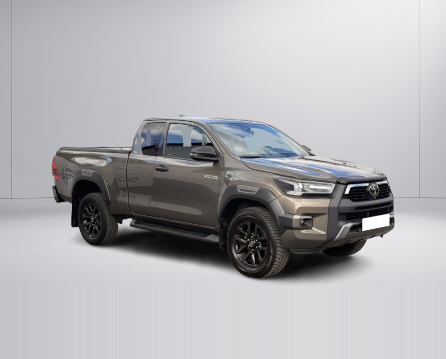 Toyota Hilux Invincible ExtraCab