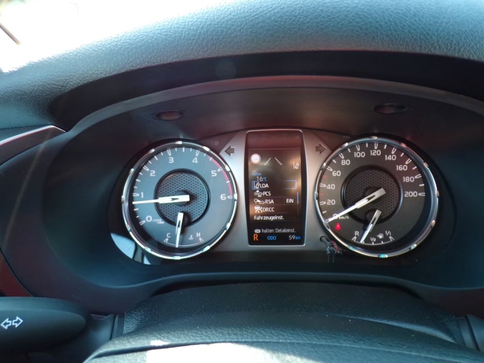 Toyota Hilux Comfort - foto 13