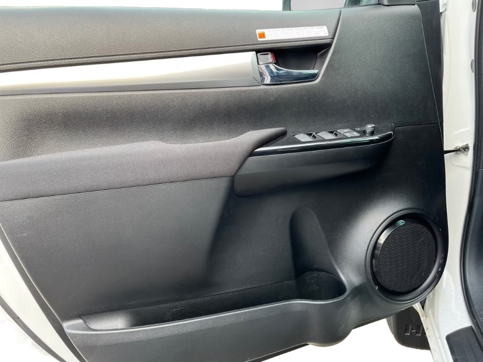 Toyota Hilux Comfort - foto 18