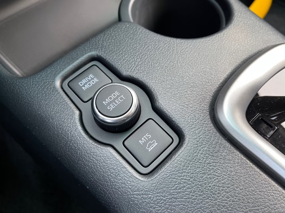 Toyota Hilux Comfort - foto 14
