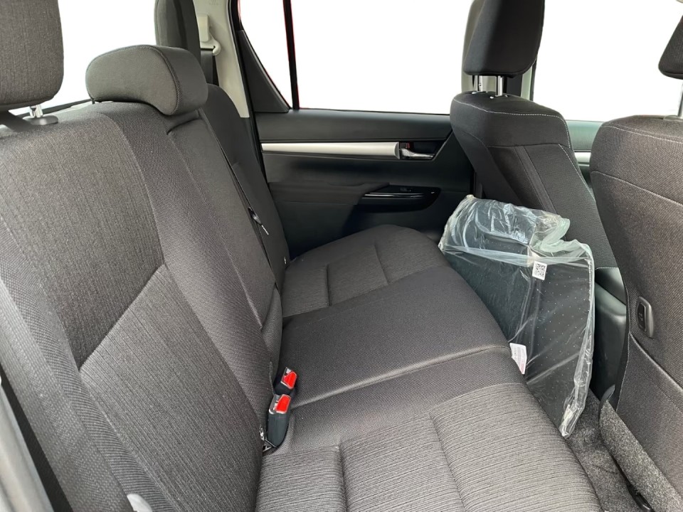 Toyota Hilux Comfort - foto 17