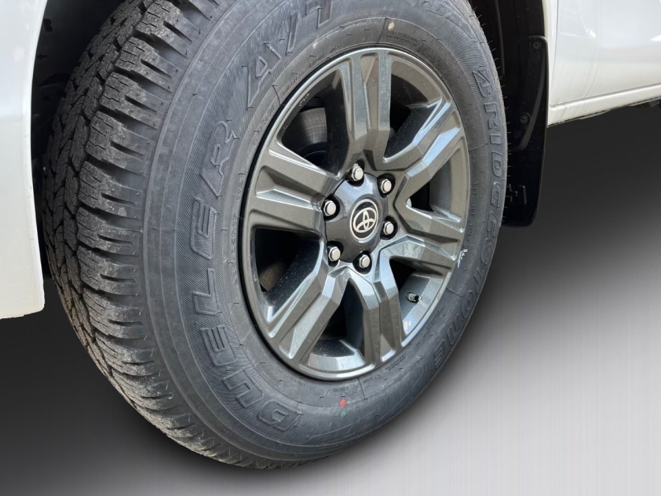 Toyota Hilux Comfort - foto 21