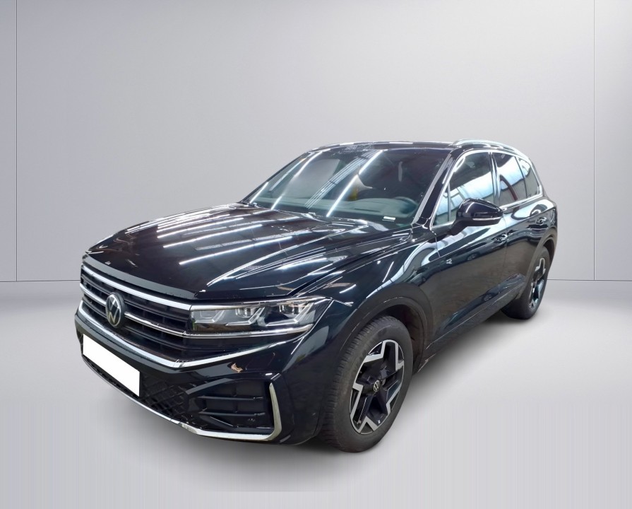 Volkswagen Touareg R-Line (1)