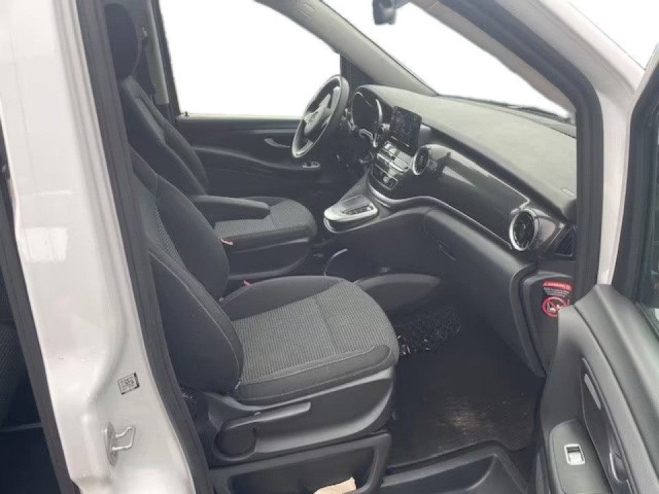Mercedes-Benz V 220d 4MATIC - foto 9
