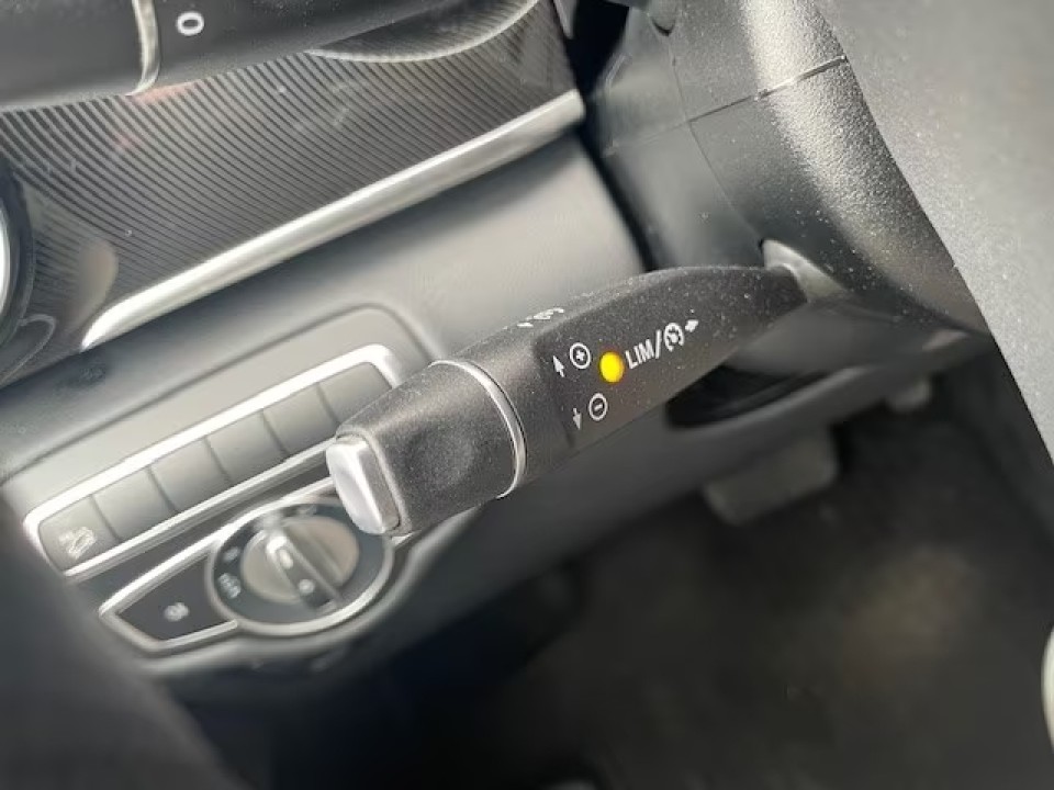 Mercedes-Benz V 220d 4MATIC - foto 12