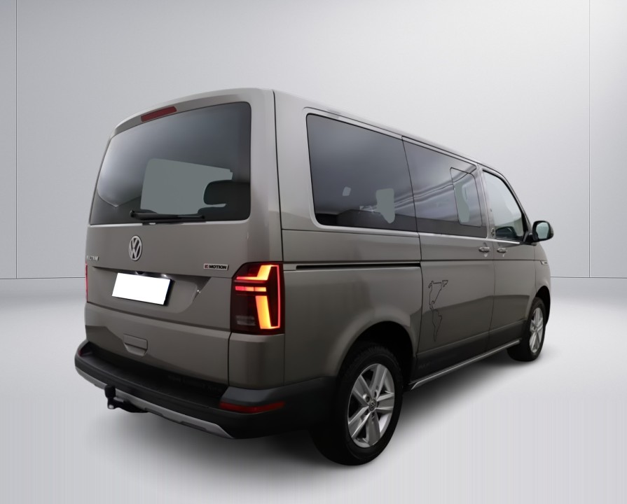 Volkswagen Multivan T6 (2)