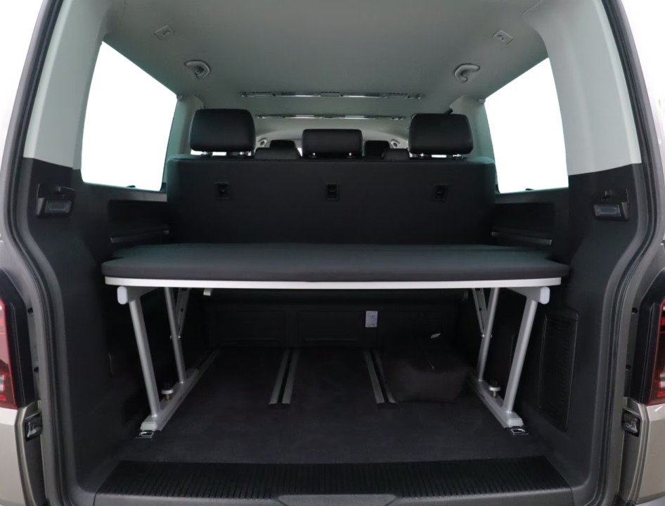 Volkswagen Multivan T6 - foto 10