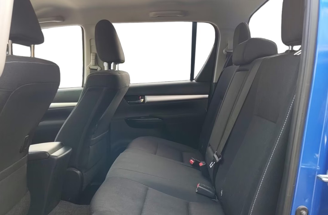 Toyota Hilux Comfort - foto 8