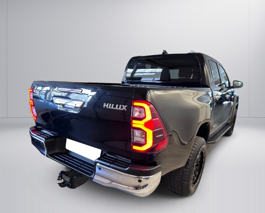 Toyota Hilux Executive (3)