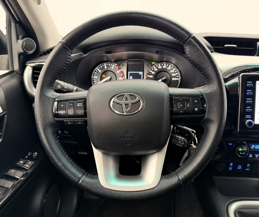 Toyota Hilux - foto 17