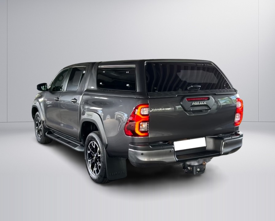 Toyota Hilux Invincible (5)
