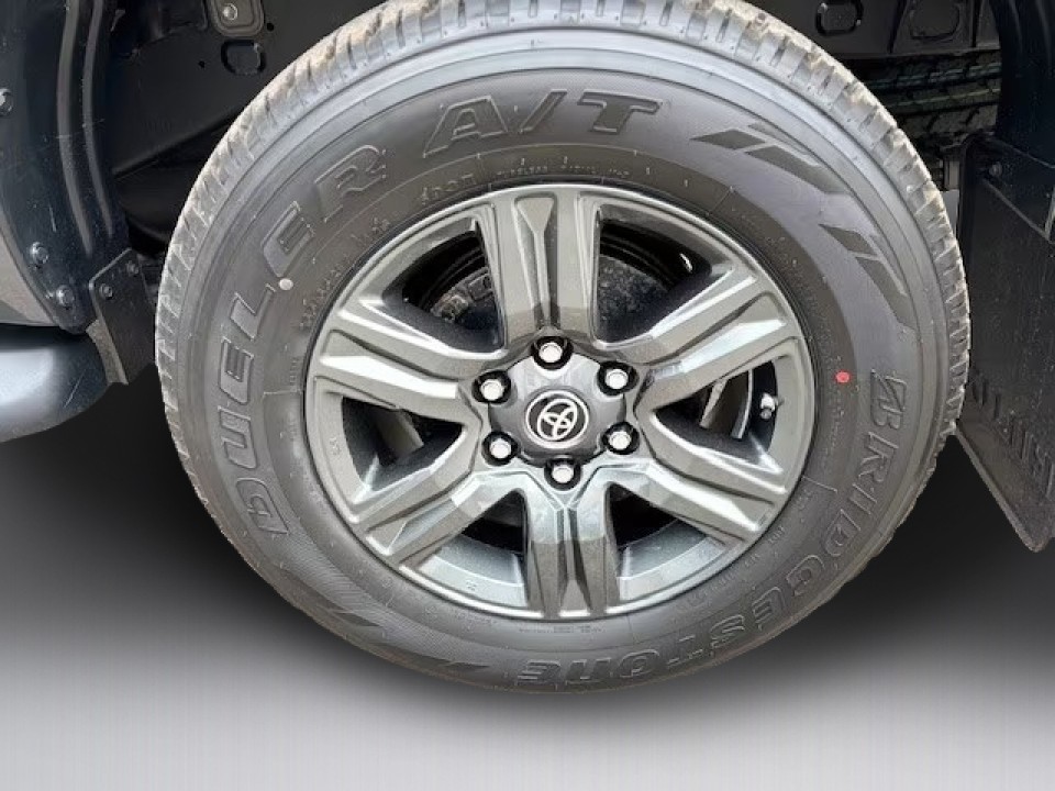 Toyota Hilux - foto 13