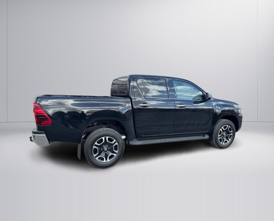Toyota Hilux Executive (3)