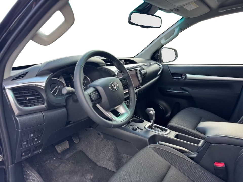 Toyota Hilux Executive - foto 12