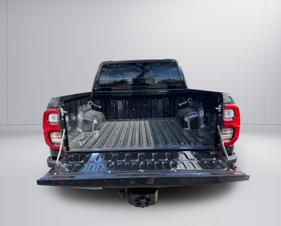 Toyota Hilux Executive (5)