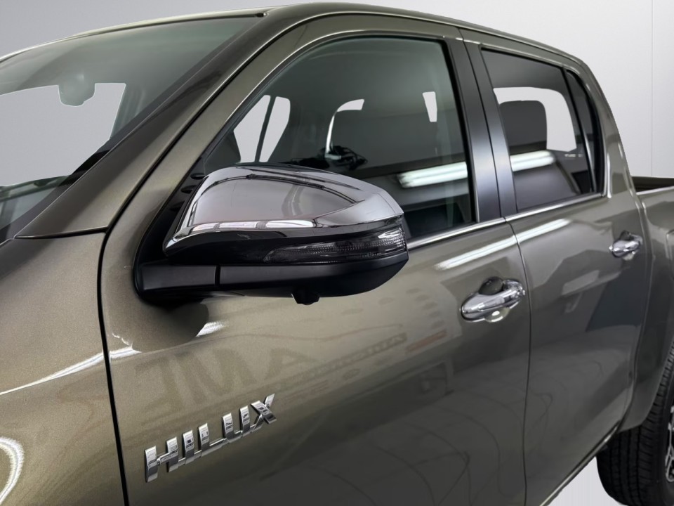 Toyota Hilux Executive - foto 37