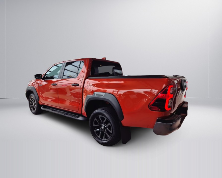 Toyota Hilux Invincible (4)