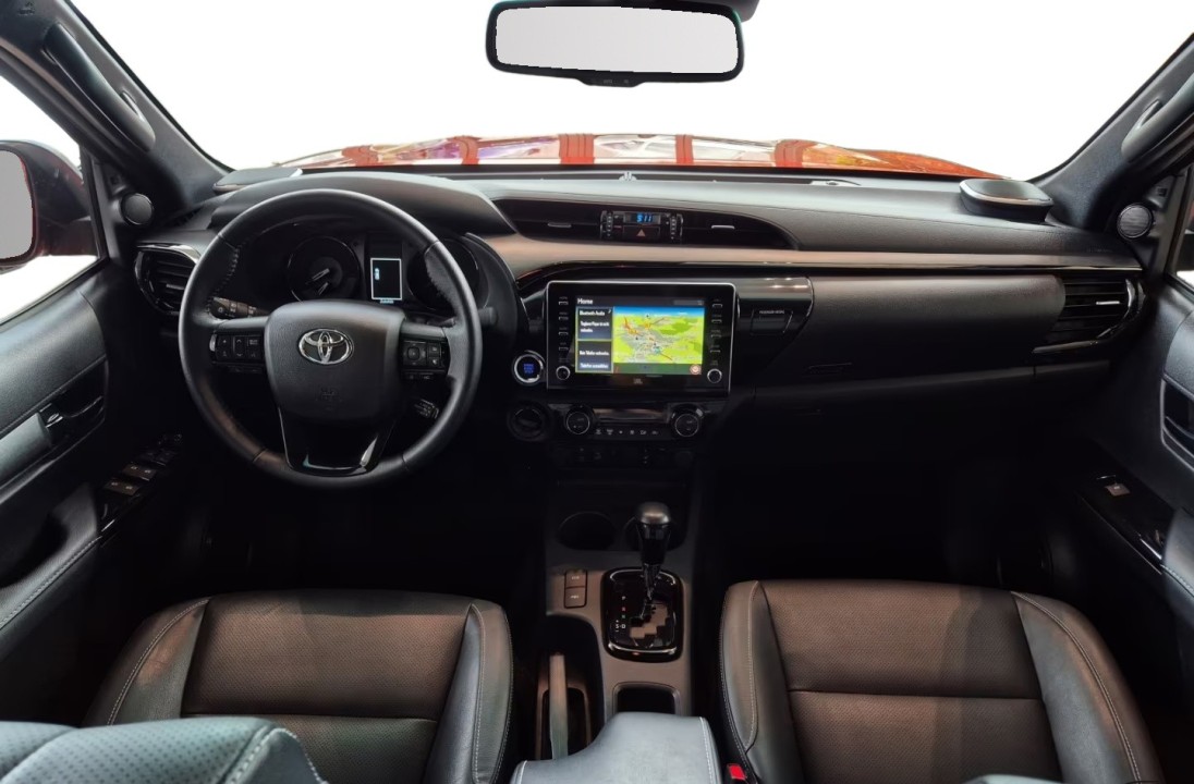 Toyota Hilux Invincible - foto 7