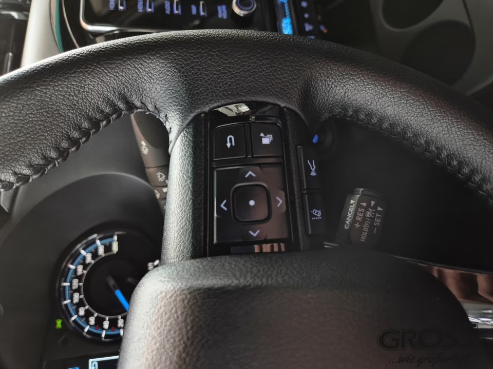 Toyota Hilux Invincible - foto 9