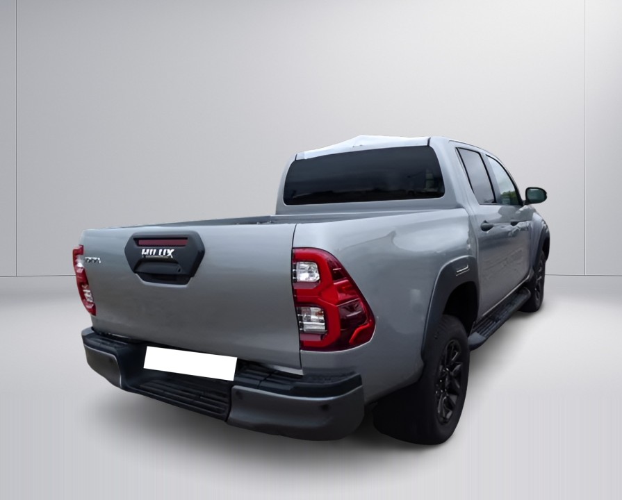 Toyota Hilux Invincible (3)