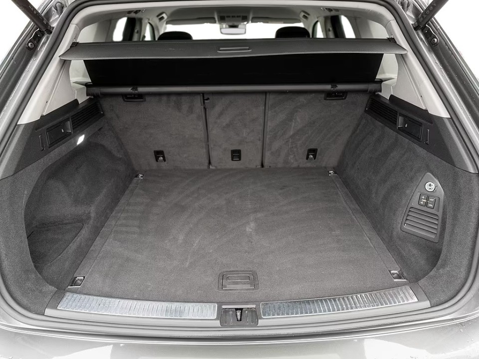 Volkswagen Touareg - foto 12